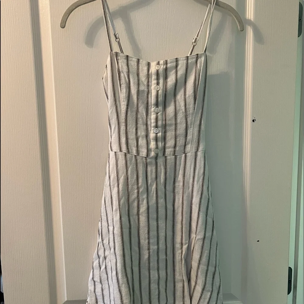 HOLLISTER DRESS - Picture 2 of 4